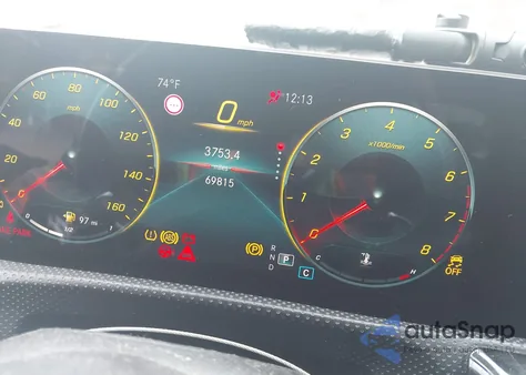 2019 Mercedes-Benz A 220 4Matic z USA, uszkodzony, nr VIN WDD3G4FB7KW002276